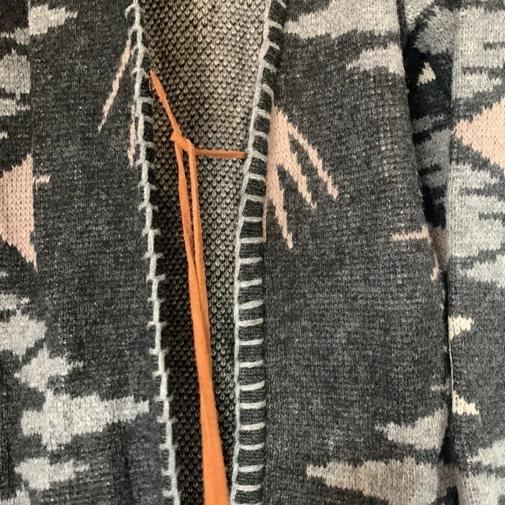Wool  cardigan - Picture 2 of 4